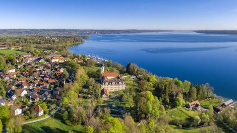 Stadtflucht, Blick auf Bernried am Starnberger See, Foto: pwmotion / stock.adobe.com