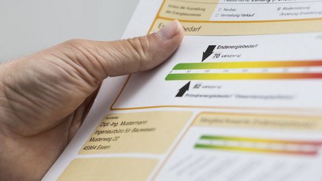 EnEV-Abmahnungen, Energieausweis, Foto: stock.adobe.com/vegefox.com