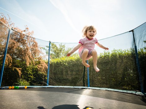 Eigentümer, Trampolin, Foto: Matinan/fotolia.com