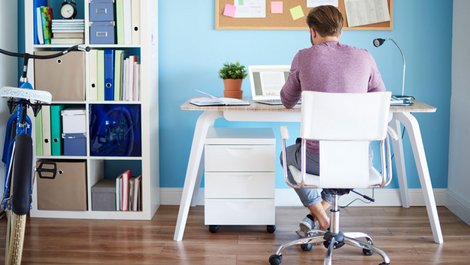 Immobilieneigentümer, Steuer absetzen, Arbeitszimmer, Foto: iStock.com / gpointstudio