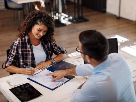 Wohngebäudeversicherung, Vertragsabschluss, Foto: djile/AdobeStock.com