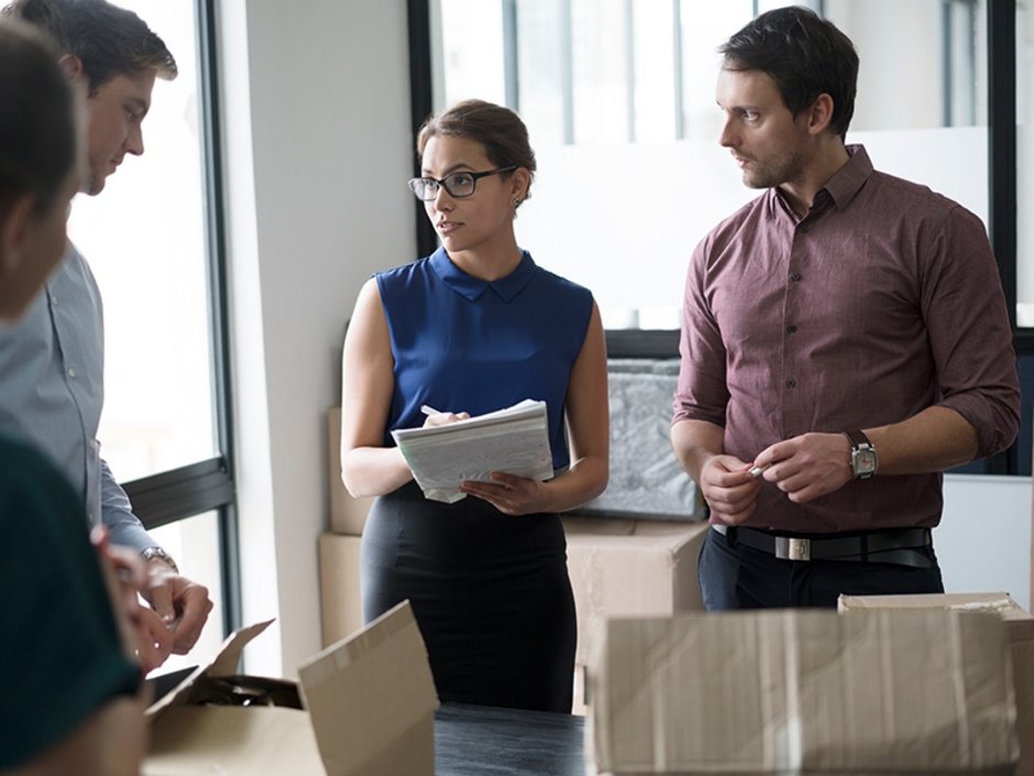 Checkliste Firmenumzug, Büroumzug, Standortumzug, Foto: iStock.com/Portra