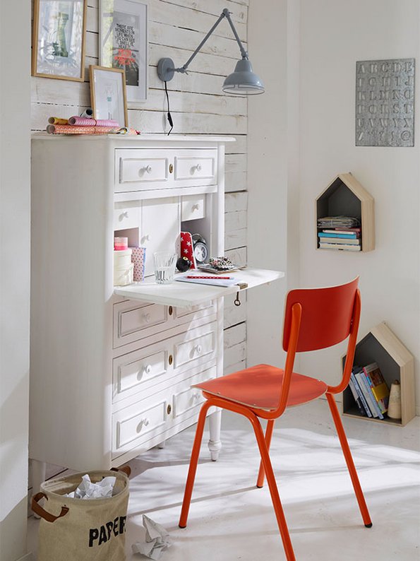Sekretär, Kommode, kleine Wohnung einrichten, kleines Zimmer gestalten, kleine Räume einrichten, Foto: car-moebel.de