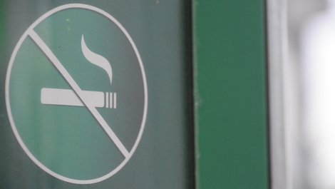 Rauchen Mietwohnung, Rauchverbot im Treppenhaus, Foto: tzahiV / stock.adobe.com