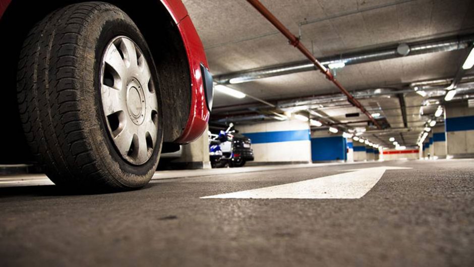 Garagenmietvertrag, Tiefgarage, Foto: B. Plank imBILDE.at/stock.adobe.com