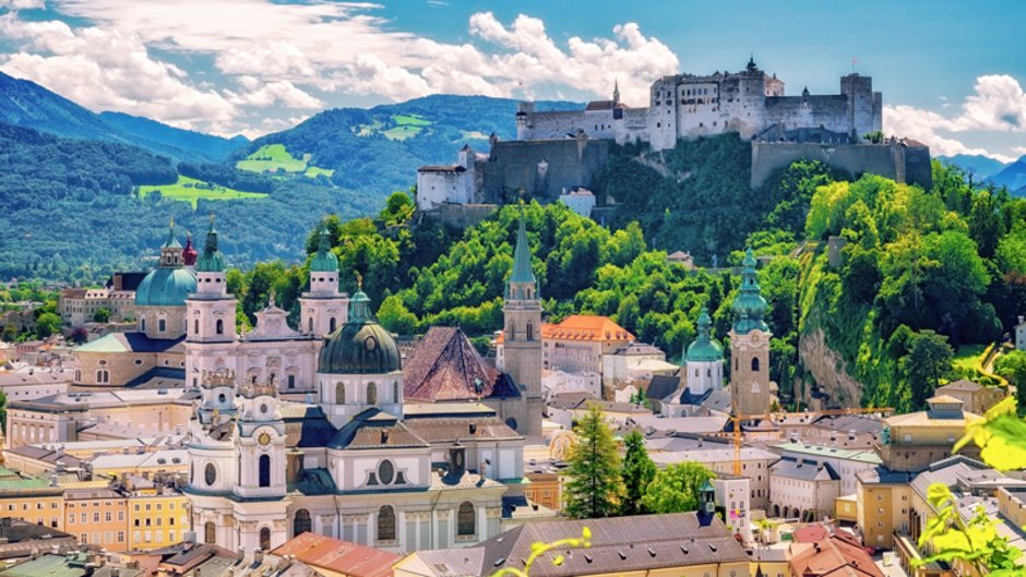 Auswandern nach Österreich, Blick auf Salzburg, Foto: mojolo / stock.adobe.com